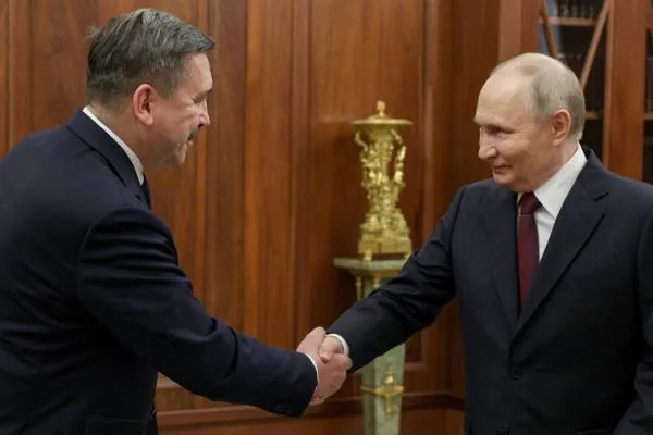 Putin bi Serekêya FNPR'ê Çernogayev re civînek kir