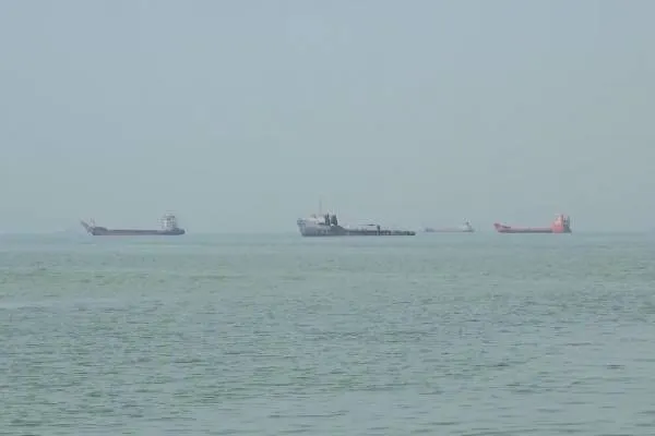Iran reaches agreement with Oman on the Strait of Hormuz
