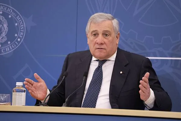 Tajani ha incontrato il presidente della Repubblica Dominicana Abinader