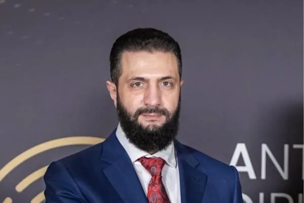 El Şara li Helebê nimêja Cejna Qurbanê kir