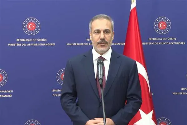 Minister Fidan meets Crimean Tatar national leader Kırımoğlu