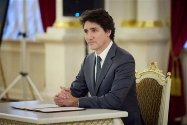 Trudeau: Di Kanada de dizîya otomobîlan kêm dibe