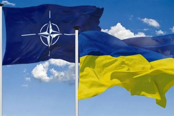 NATOウクライナ協議は大使級で開催されました