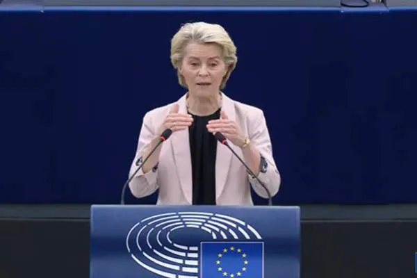 Yekîtiya Ewropa rêzên li ser leşkerê Îkrayîne di bersiva planê Trump de radike