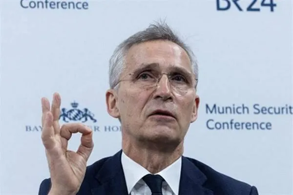 Stoltenberg bi serfirazîya xwe Donald Trump pîroz kir