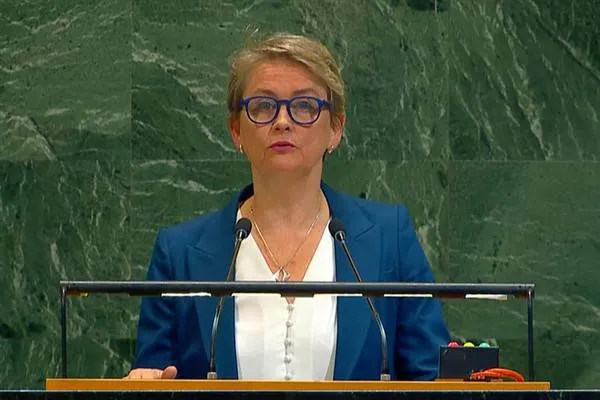 Cooper: Vekirina derbasbûna Refahê bi dilxweşî pêşwazî dikim