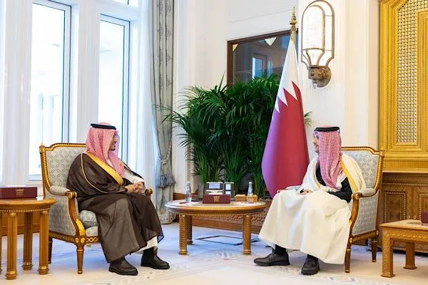 آل ثانی با سفیر عربستان سعودی در قطر، آل سعود دیدار کرد