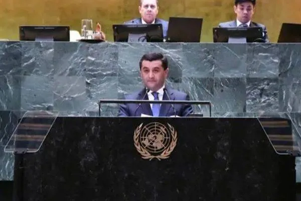 Saidov: Siamo determinati a rafforzare la cooperazione con l'ICESCO