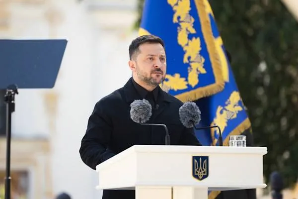 Zelensky: Credo che l'arte ucraina diventerà una voce potente