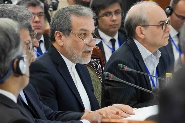 Araghchi : Nous ne sommes pas venus vendre la guerre, mais construire la paix