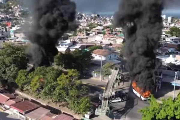 Violenza in Messico dopo l’uccisione del leader di un cartello