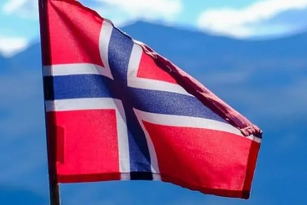 Stoltenberg: Kanada dibe partnerê girîng ji bo Norwêcê